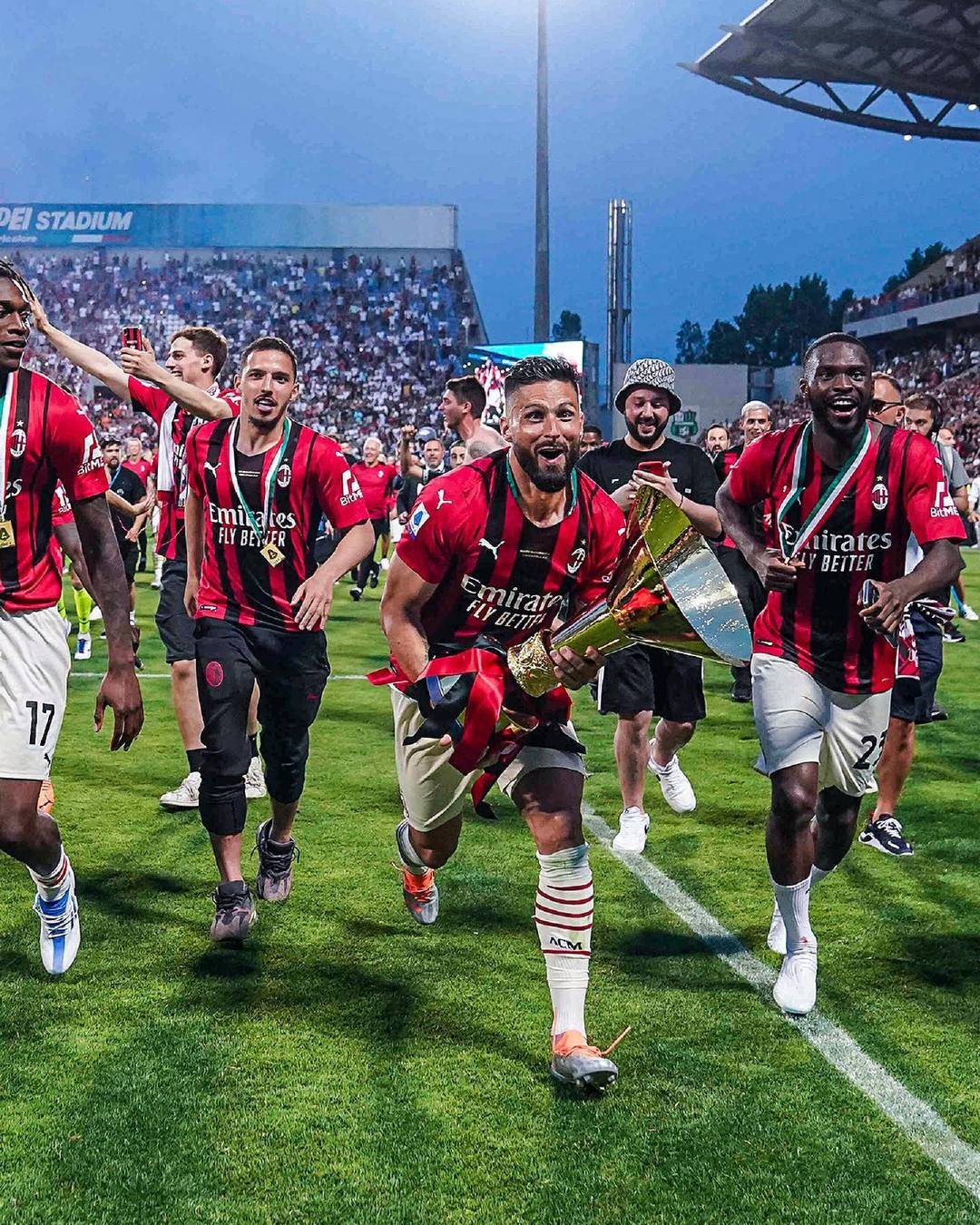 施洛特贝克：德国杯出局让我很痛苦；今天我们没给霍村机会