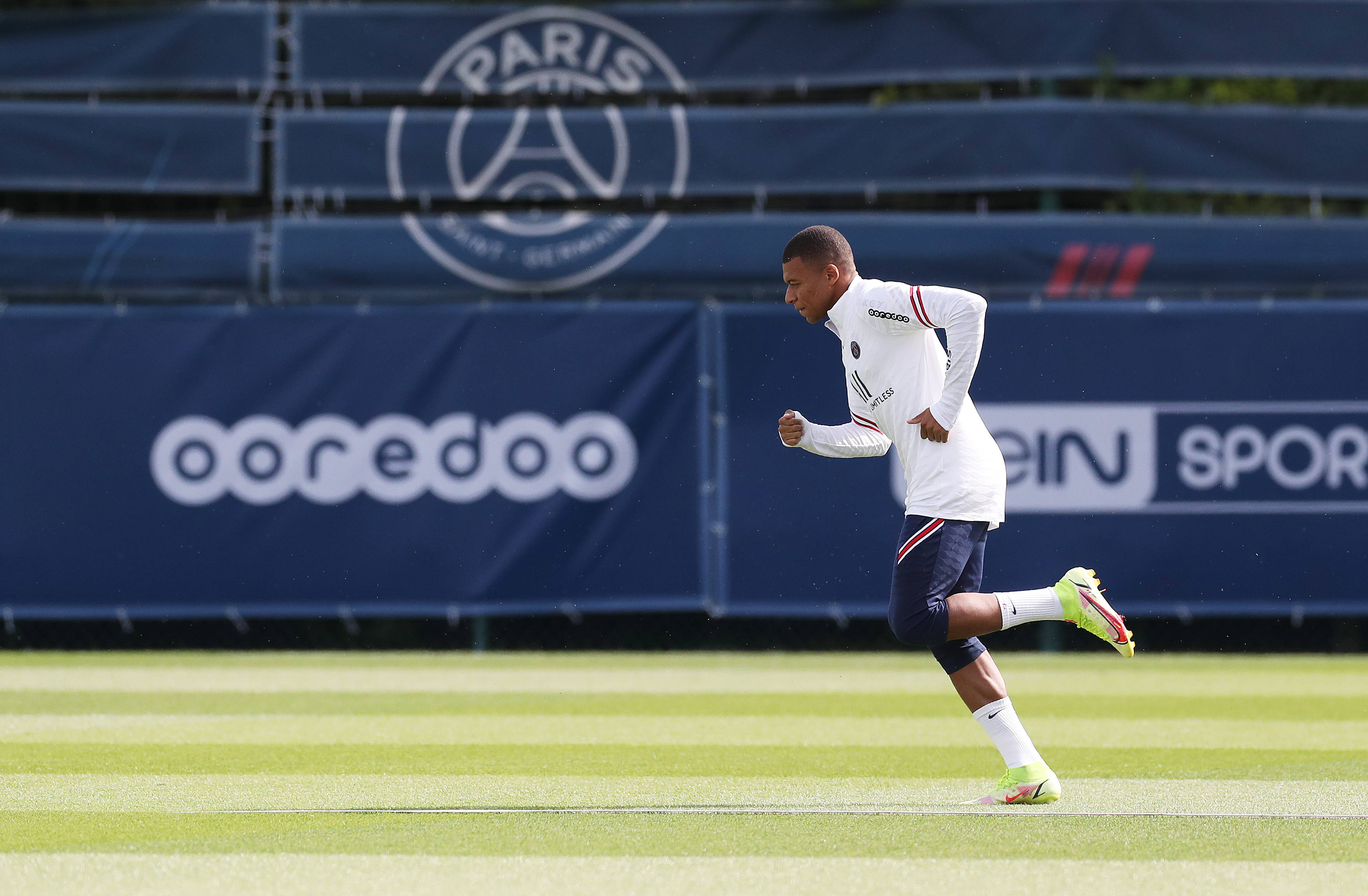 大卫·康恩在纽约大都会投出惊人的 K／9 值，成为队史顶级三振机器